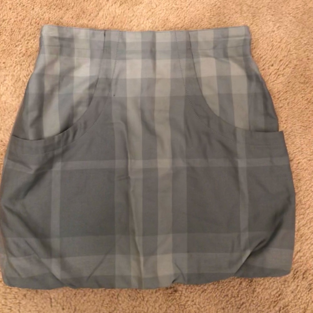 Burberry girls size 14 plaid bubble skirt